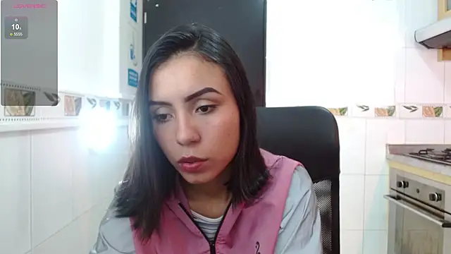 Snapshot of julieta_fn chatting on 02.03.26 julieta fn online show from 02.03.26