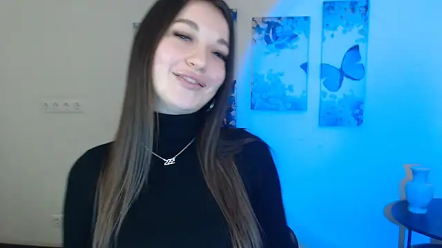 Snapshot of Eva_Eldis chatting on 02.10.25 Eva Eldis online show from 02.10.25