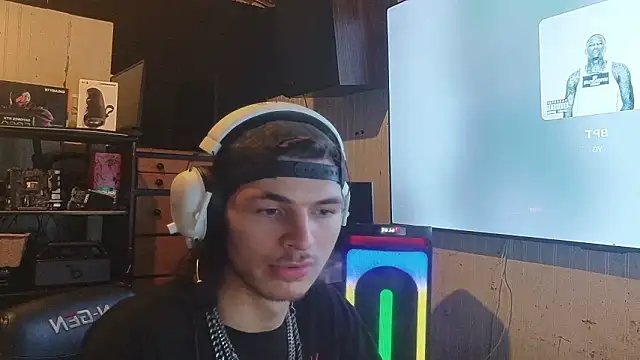 Snapshot of nuttyking2022 chatting on 02.04.26 nuttyking2022 online show from 02.04.26