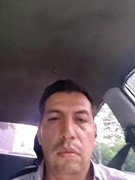 Snapshot of reyarturs13 chatting on 02.21.25 reyarturs13 online show from 02.21.25