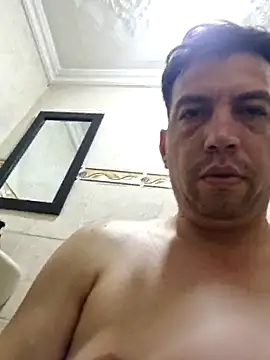 Snapshot of reyarturs13 chatting on 03.16.25 reyarturs13 online show from 03.16.25