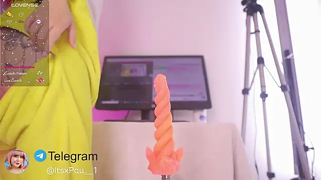 Neekito  online show from 11.28.25