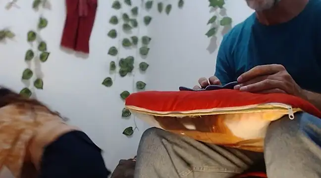 jeans and emma online show from 02.24.25