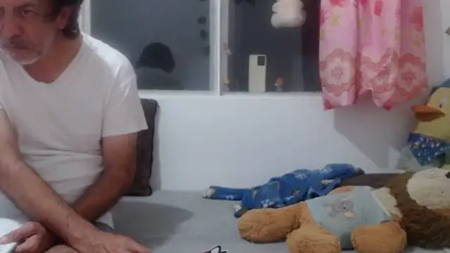 jeans and emma online show from 09.09.25