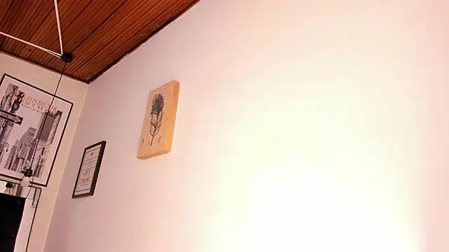 tylla  online show from 12.21.25