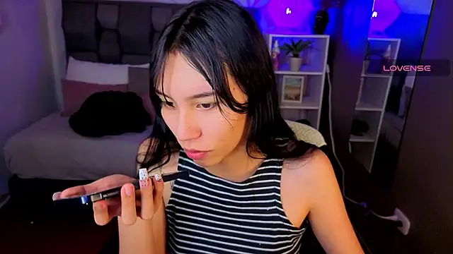 Snapshot of Miaa_Lee7 chatting on 06.27.26 Miaa Lee7 online show from 06.27.26