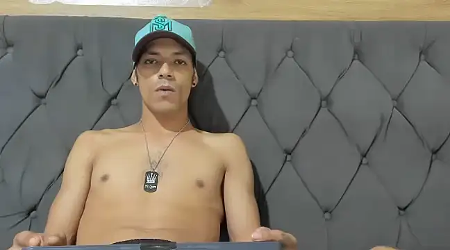 guyeifmaxiro online show from 02.28.25