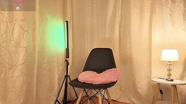 sophia dumont online show from 10.29.25