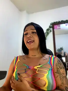 tinalove7 online show from 10.31.25