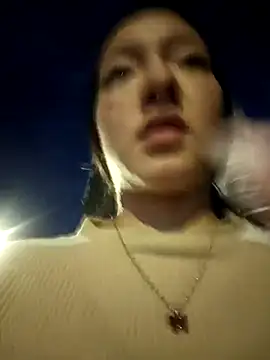 Snapshot of CuteHarper chatting on 03.20.25 CuteHarper online show from 03.20.25