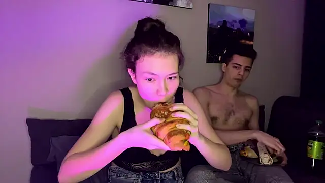 Tw1nFlame online show from 03.13.25