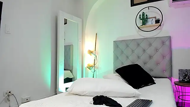 NovaaWheler online show from 03.22.25