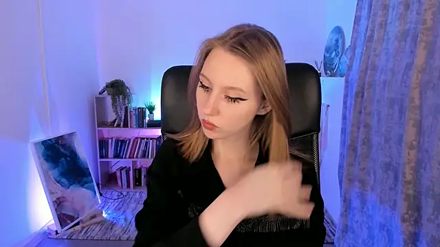 DariaTate online show from 03.15.25