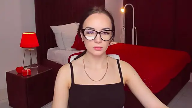 Snapshot of Suga_babe chatting on 10.01.25 Suga babe online show from 10.01.25