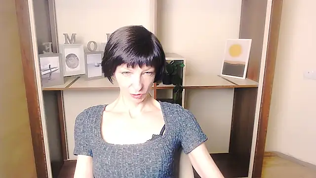  AngeliaFlow  online show from 09.09.25