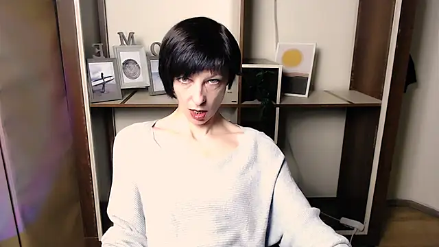  AngeliaFlow  online show from 12.04.25