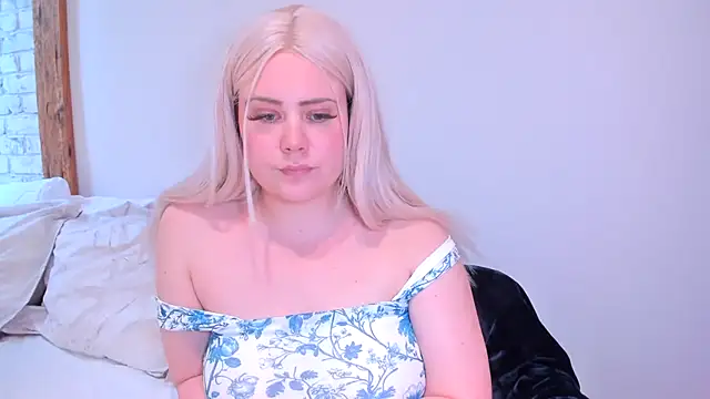  leana  online show from 03.18.25