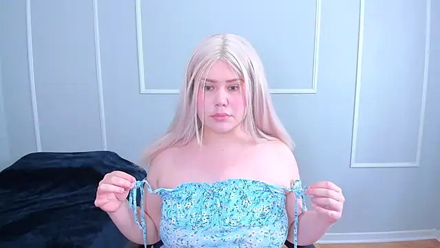  leana  online show from 11.11.25