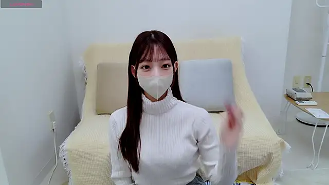 Snapshot of -ai-tan- chatting on 02.14.25 -ai-tan- online show from 02.14.25