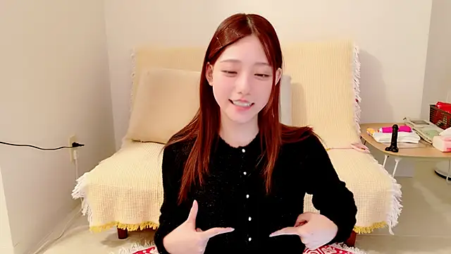 Snapshot of -ai-tan- chatting on 02.21.25 -ai-tan- online show from 02.21.25