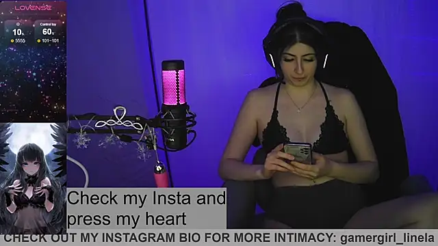 Snapshot of Gamergirl-Linela chatting on 01.11.26 Gamergirl-Linela online show from 01.11.26