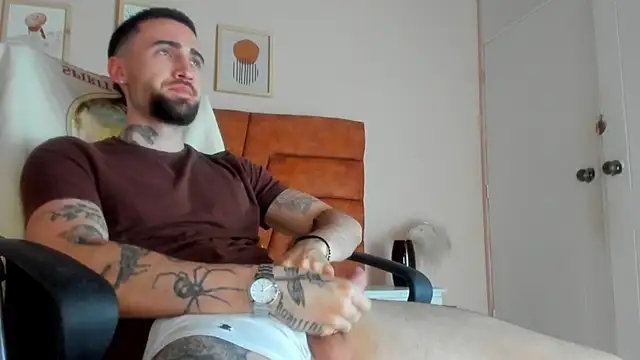 Luke davis01 online show from 03.07.25