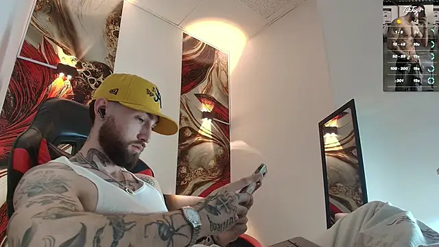 Snapshot of Luke_davis01 chatting on 02.05.26 Luke davis01 online show from 02.05.26