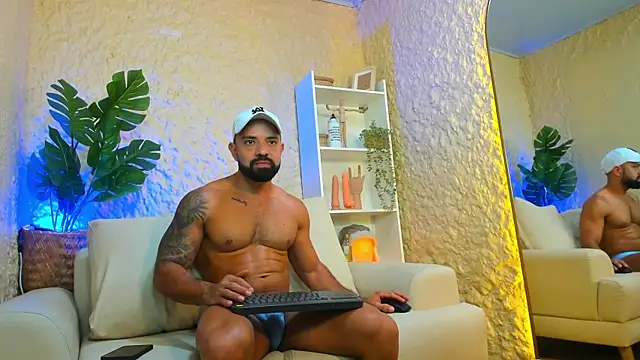 Maofenix online show from 02.19.25