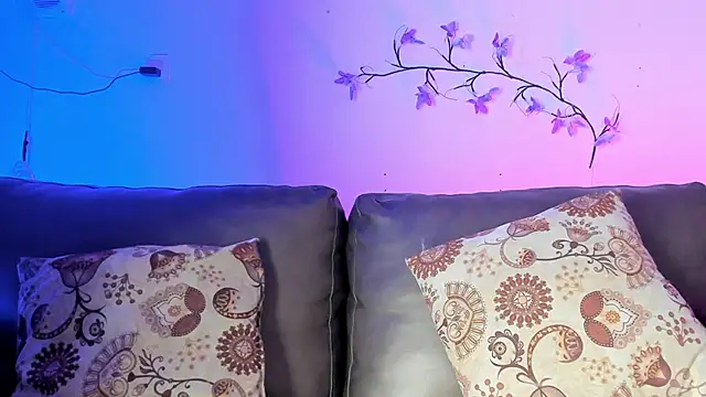 Snapshot of Sara_Falak chatting on 12.01.25 Sara Falak online show from 12.01.25