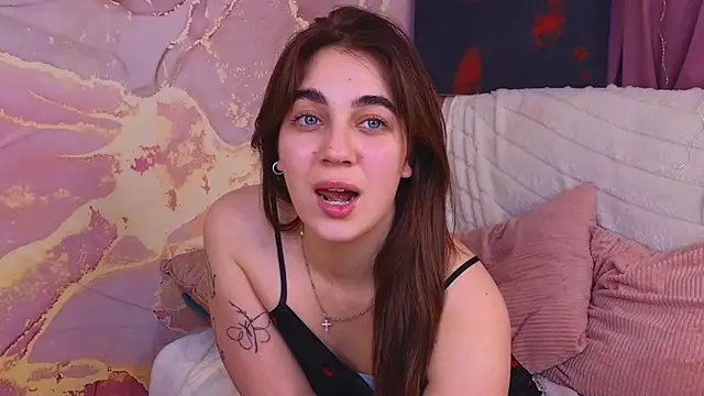 PortiaBellew online show from 02.15.25