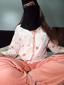 Milan-88 online show from 10.20.25