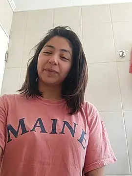 Snapshot of MaiPandora chatting on 09.16.25 MaiPandora online show from 09.16.25