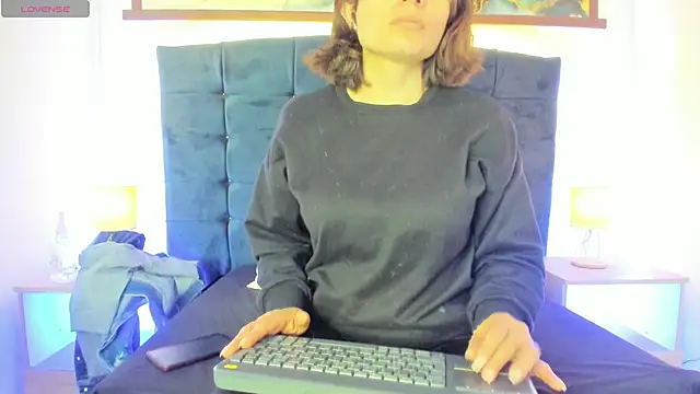  michonne  online show from 03.05.25