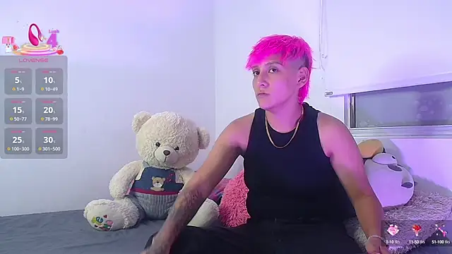 Snapshot of Brianna_Hard chatting on 09.16.25 Brianna Hard online show from 09.16.25