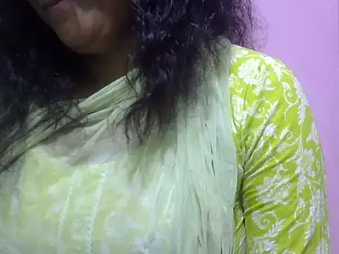 Your cutiepie  online show from 04.26.26