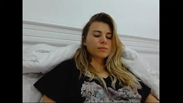 Goddess Lia online show from 02.07.25