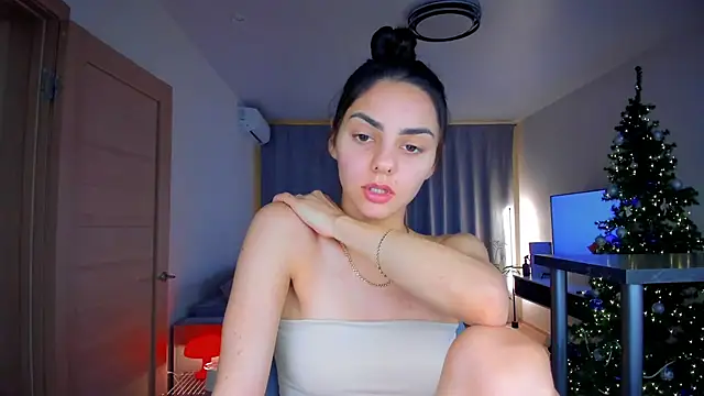 EmiliaZen online show from 12.22.25