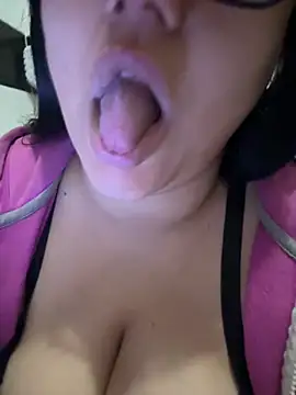 Snapshot of daianaspencer chatting on 02.10.25 daianaspencer online show from 02.10.25