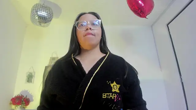 Snapshot of Ariel_star1 chatting on 05.12.26 Ariel star1 online show from 05.12.26