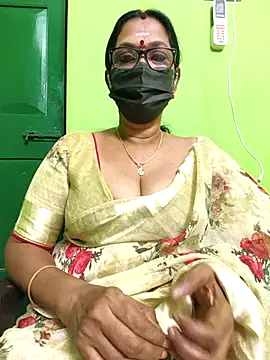 niiveditha online show from 02.25.25