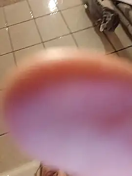 NoLubricantNeeded online show from 12.20.25