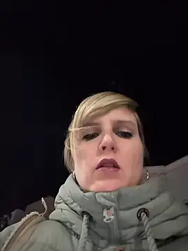 Sexybiene969 online show from 11.27.25