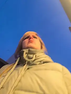 Sexybiene969 online show from 01.11.26