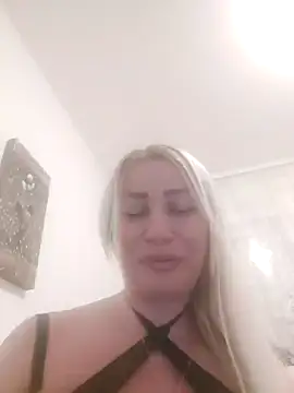 Snapshot of visnjica chatting on 02.11.25 visnjica online show from 02.11.25