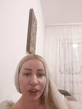 Snapshot of visnjica chatting on 03.16.25 visnjica online show from 03.16.25