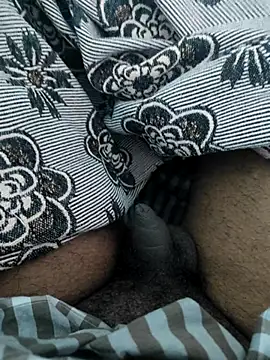 Snapshot of Tamil_small_cock chatting on 02.25.25 Tamil small cock online show from 02.25.25