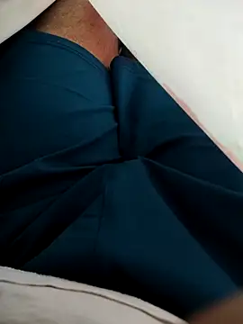 Snapshot of Tamil_small_cock chatting on 03.18.25 Tamil small cock online show from 03.18.25