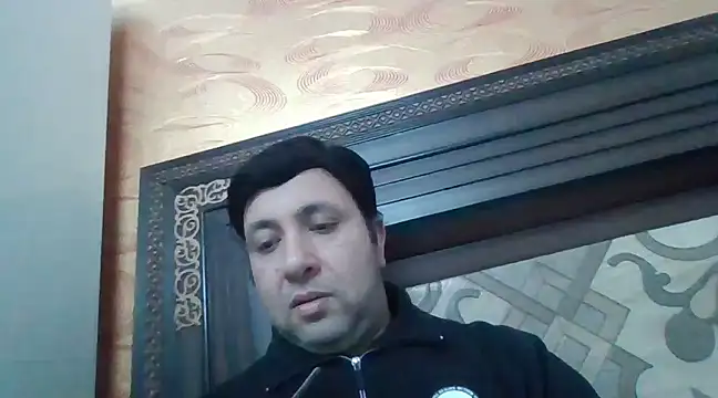 innocentboy1987 online show from 02.12.25