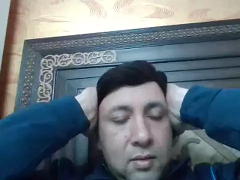 innocentboy1987 online show from 03.05.25