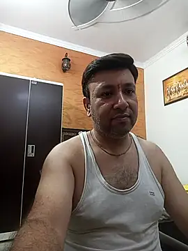 innocentboy1987 online show from 09.27.25